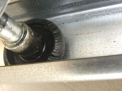 garage door vinyl broken roller